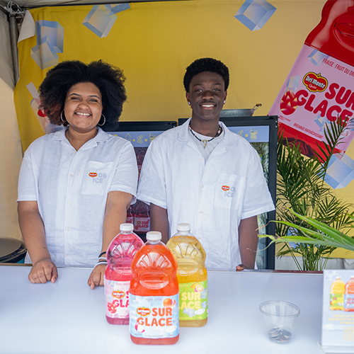 Caribbean festival with Del Monte On Ice